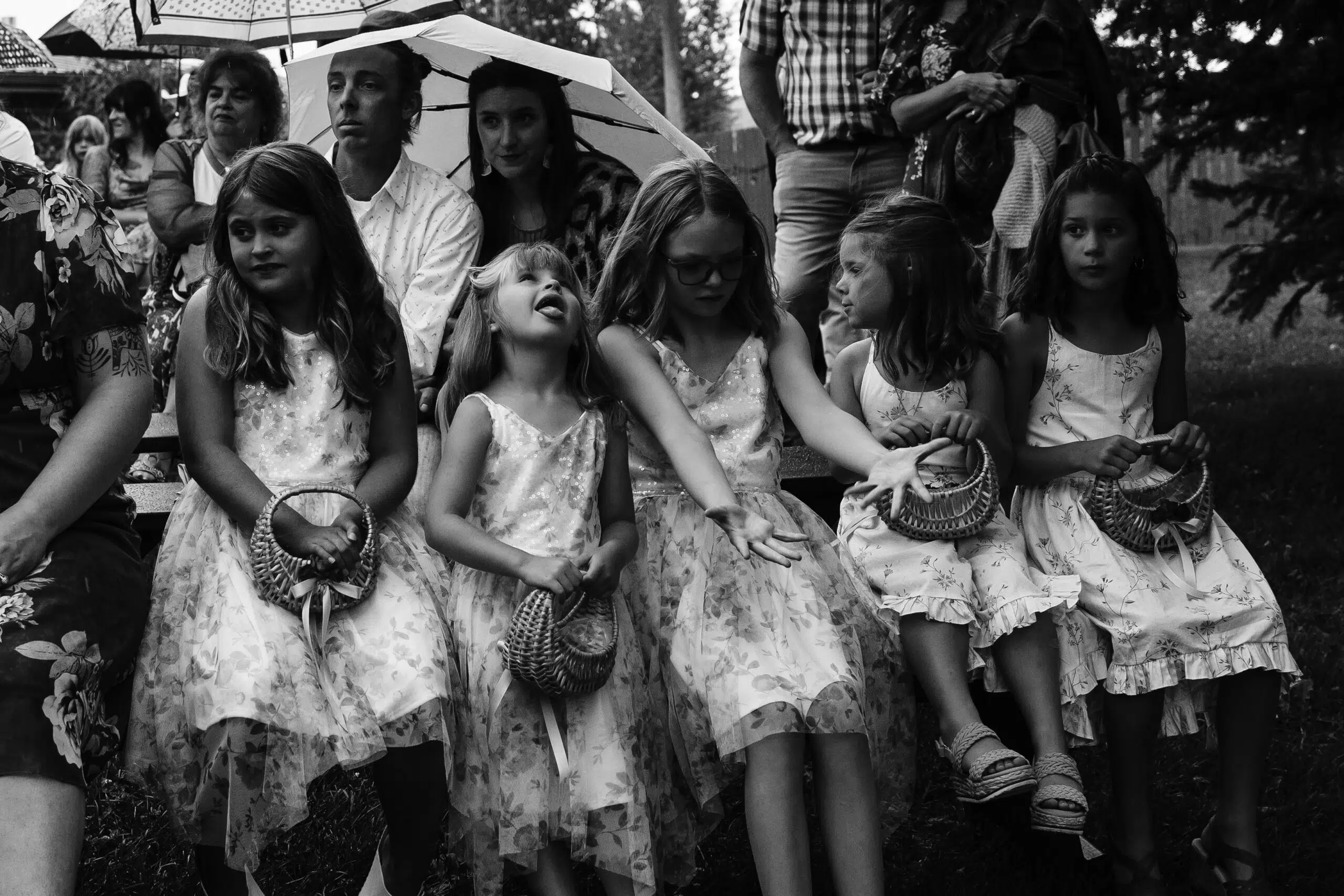 Kids In Rain Y Documentary Wedding Photography Examples By Charles Moll Photography