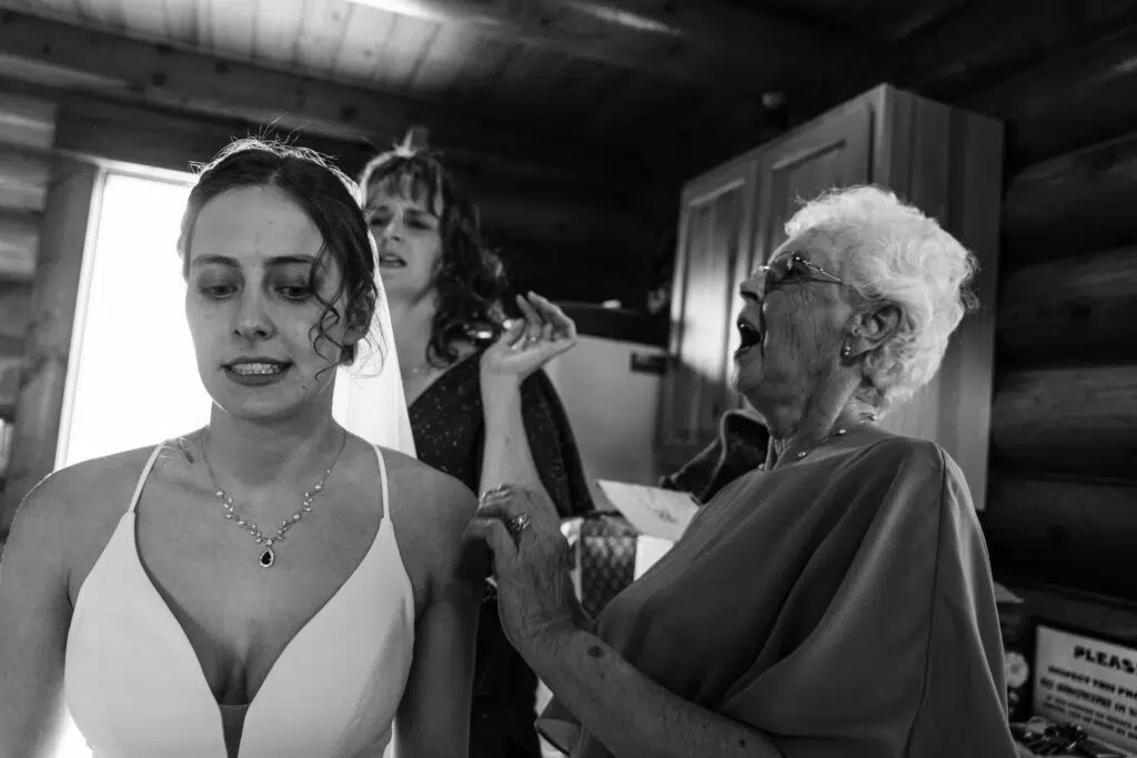 Y Documentary Wedding Photography Examples By Charles Moll Photography